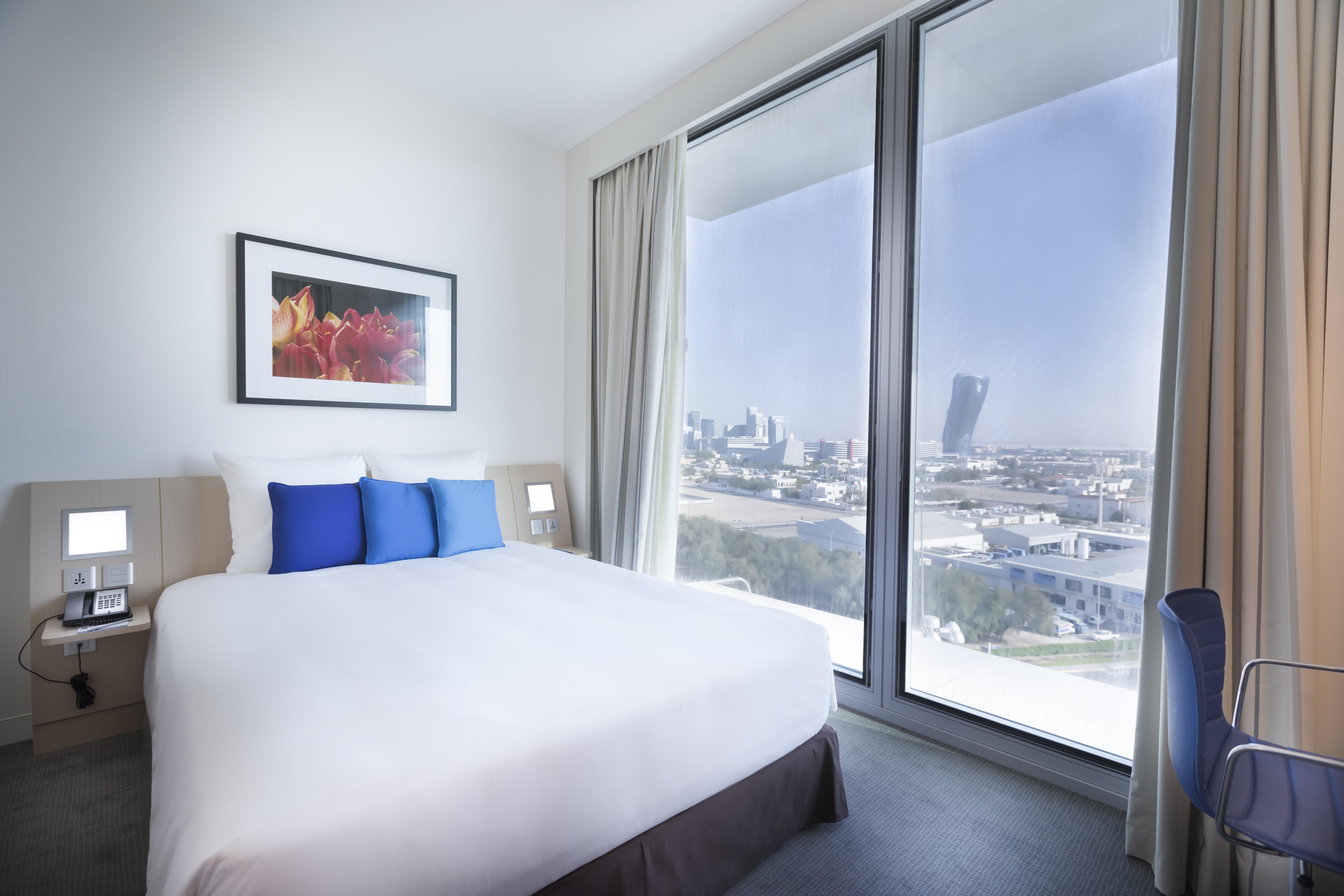 Novotel Abu Dhabi Al Bustan Exterior foto Room at the hotel